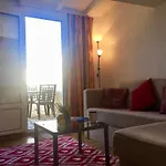 Centre Of Olonzac, 2 Bedrooms & Private Sunny Rooftop Terrace Tatil Evi Olonzac