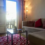 Tatil Evi Centre Of Olonzac, 2 Bedrooms & Private Sunny Rooftop Terrace