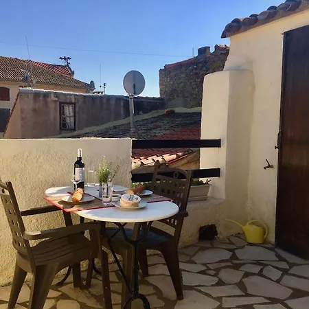 Holiday home Centre Of Olonzac, 2 Bedrooms & Private Sunny Rooftop Terrace