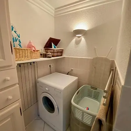 Centre Of Olonzac, 2 Bedrooms & Private Sunny Rooftop Terrace Holiday home Olonzac
